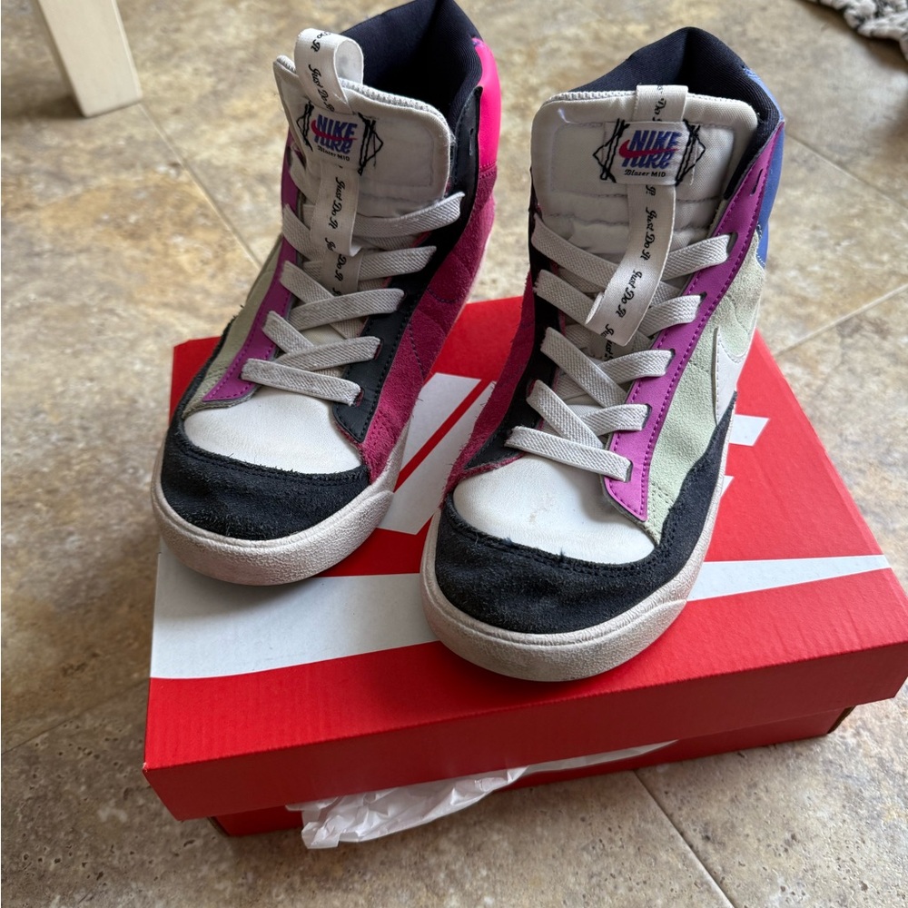 Nike High-Top Sneakers - Black, White, Purple, Pink